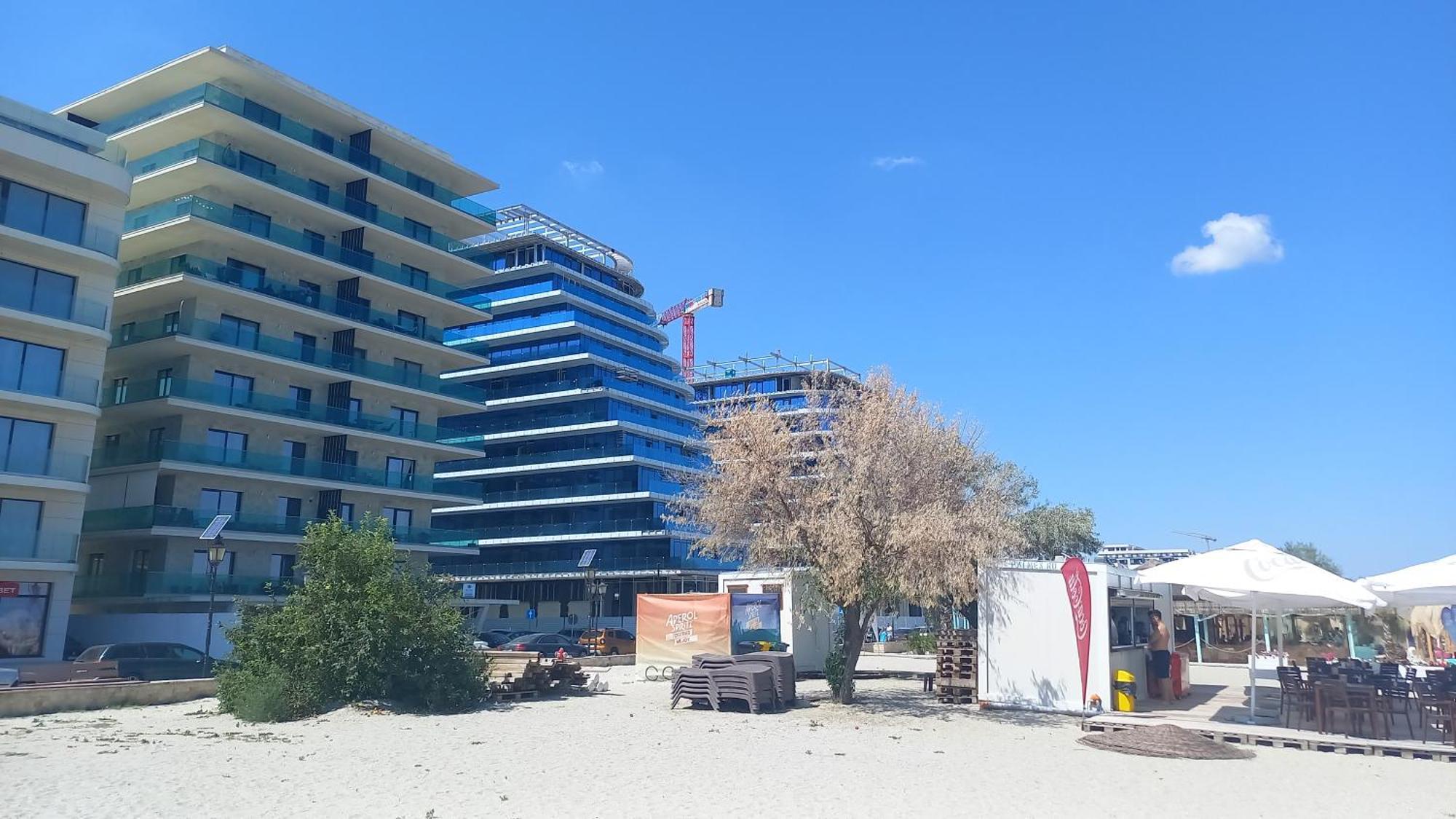 Luxury Promenada Apartment - Frontal Beachfront Mamaia Nord Navodari Exterior photo