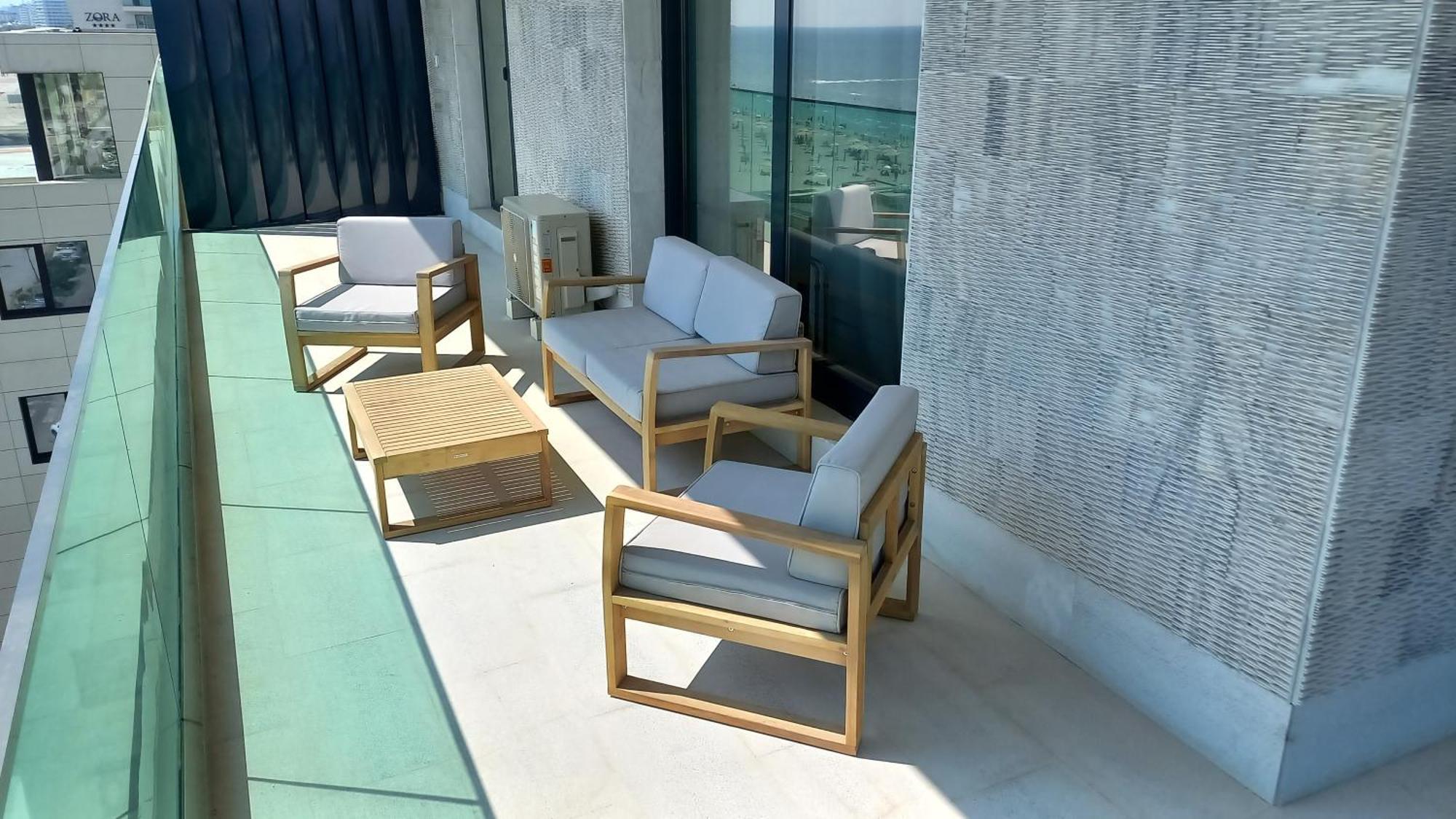 Luxury Promenada Apartment - Frontal Beachfront Mamaia Nord Navodari Exterior photo
